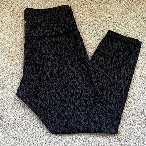 Lululemon Wunder Train HR Tight 25"